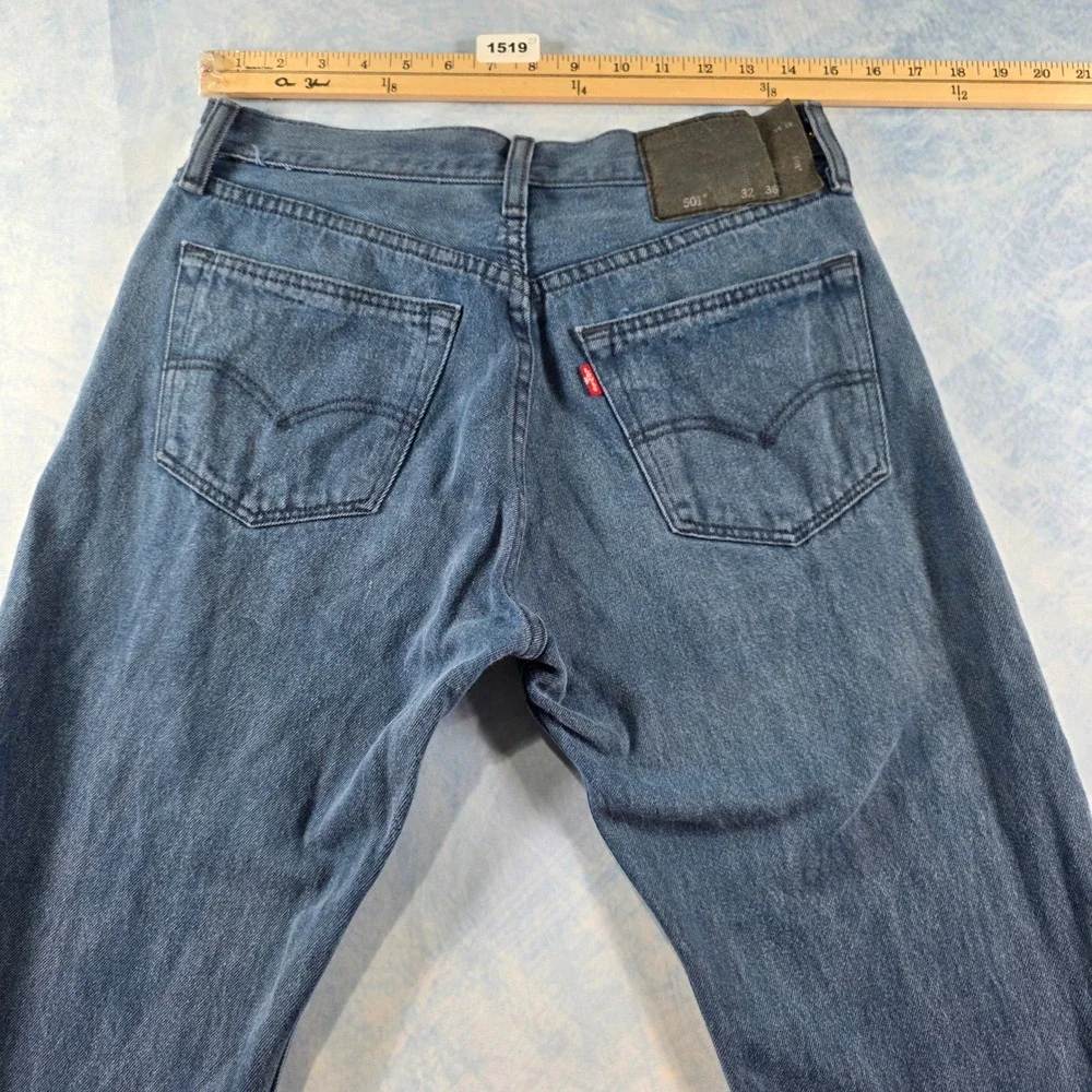 Levis 501 Original Fit Mens Blue Straight Leg Denim Jeans W32‎ L36 Black labels